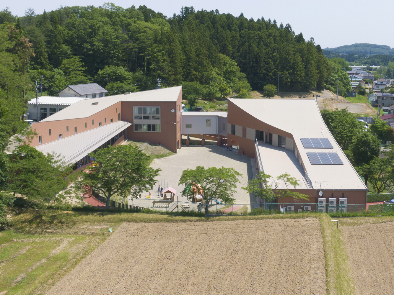 幼兒園環(huán)境設計的重要性體現(xiàn)在哪？